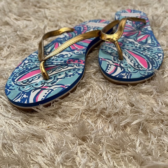 Lilly Pulitzer for Target Flip Flops - Picture 3 of 4